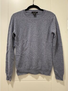 Tahari Women’s Small Heather Light Blue Crewneck Sweater